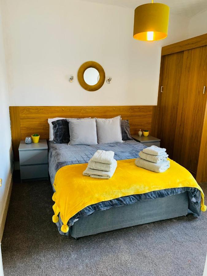 The Little Bay - Town Centre Flat, Oban Appartement Buitenkant foto