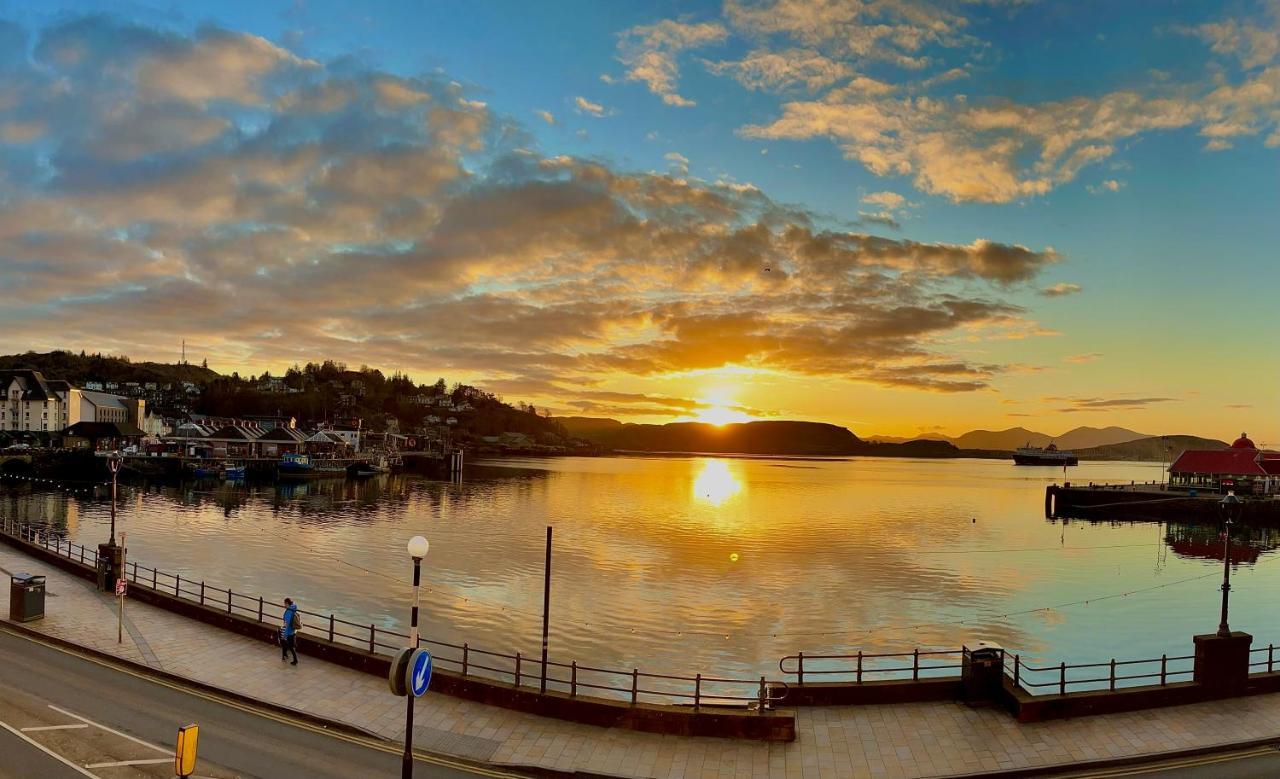The Little Bay - Town Centre Flat, Oban Appartement Buitenkant foto