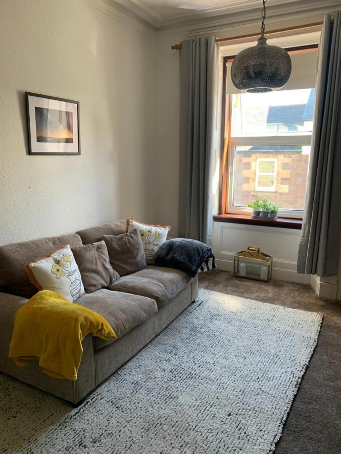 The Little Bay - Town Centre Flat, Oban Appartement Buitenkant foto